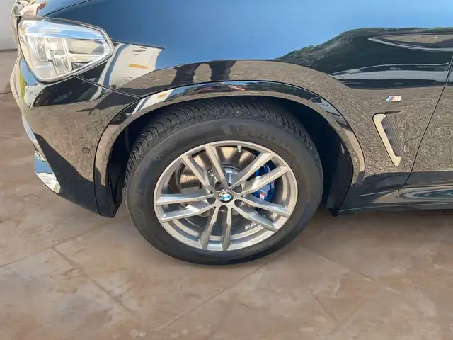 BMW X3 M view 4