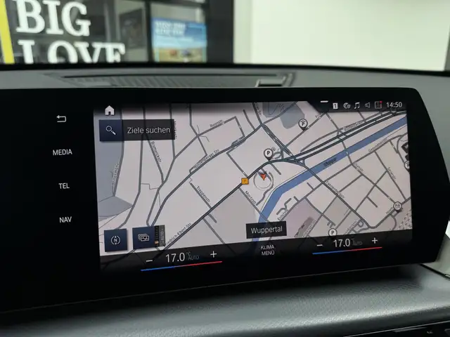 BMW X1 view 8