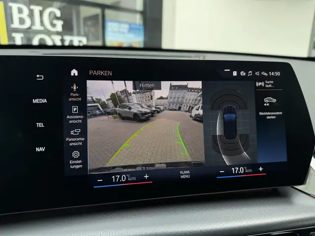 BMW X1 view 9