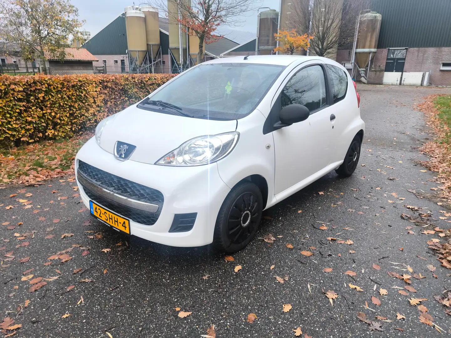 Peugeot 107 107 1.0-12V XR Wit - 1