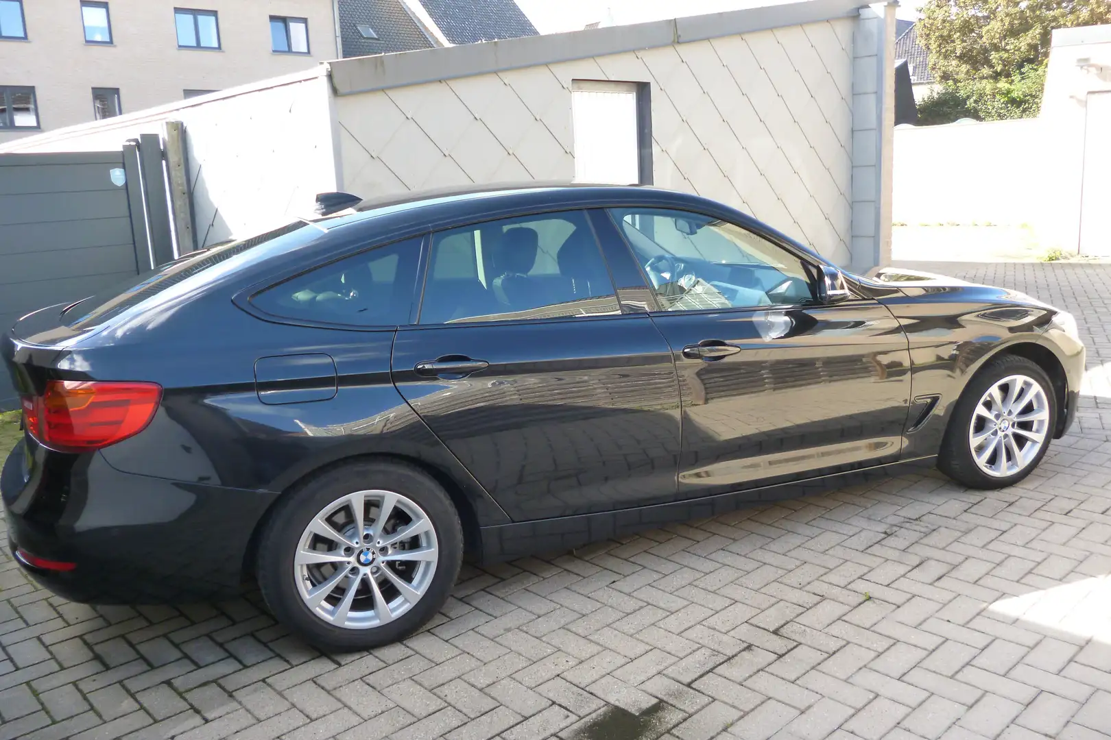 BMW 318 Gran Turismo 318 dA Noir - 2