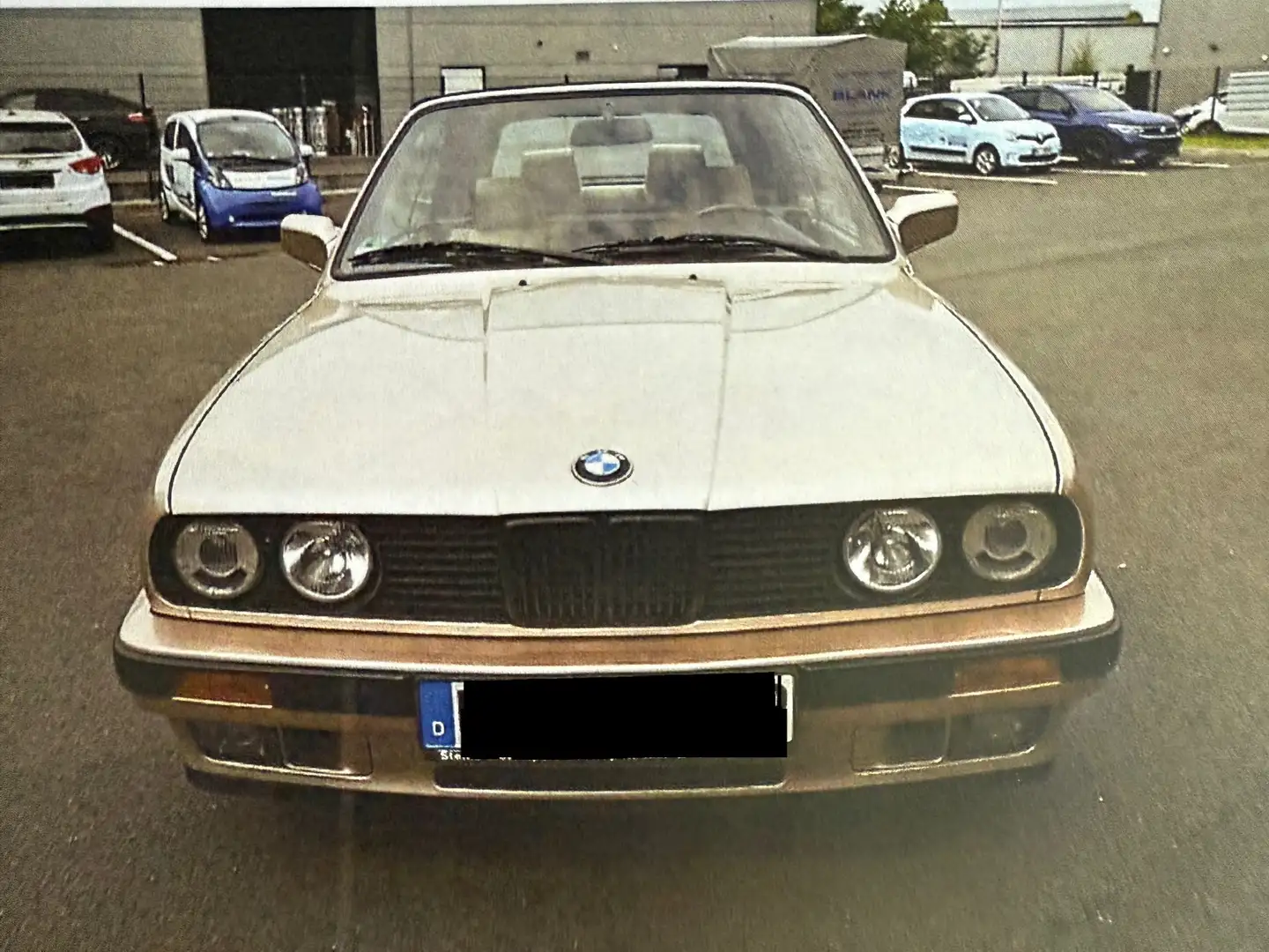 BMW 320 320i Oro - 2