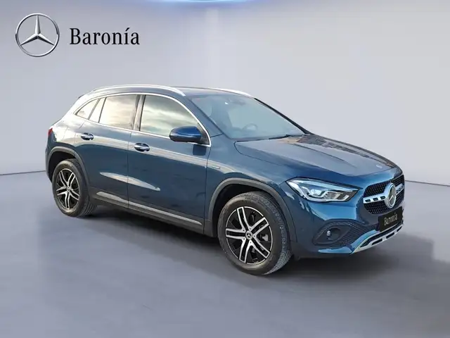 Mercedes-Benz GLA 250 250e