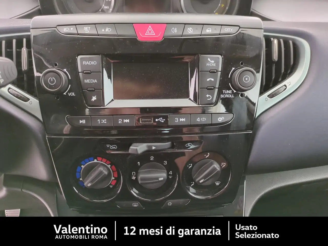 Lancia Ypsilon 2024 — фото 14