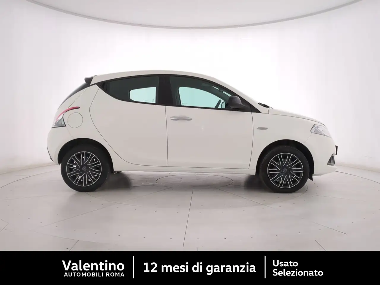 Lancia Ypsilon 2024