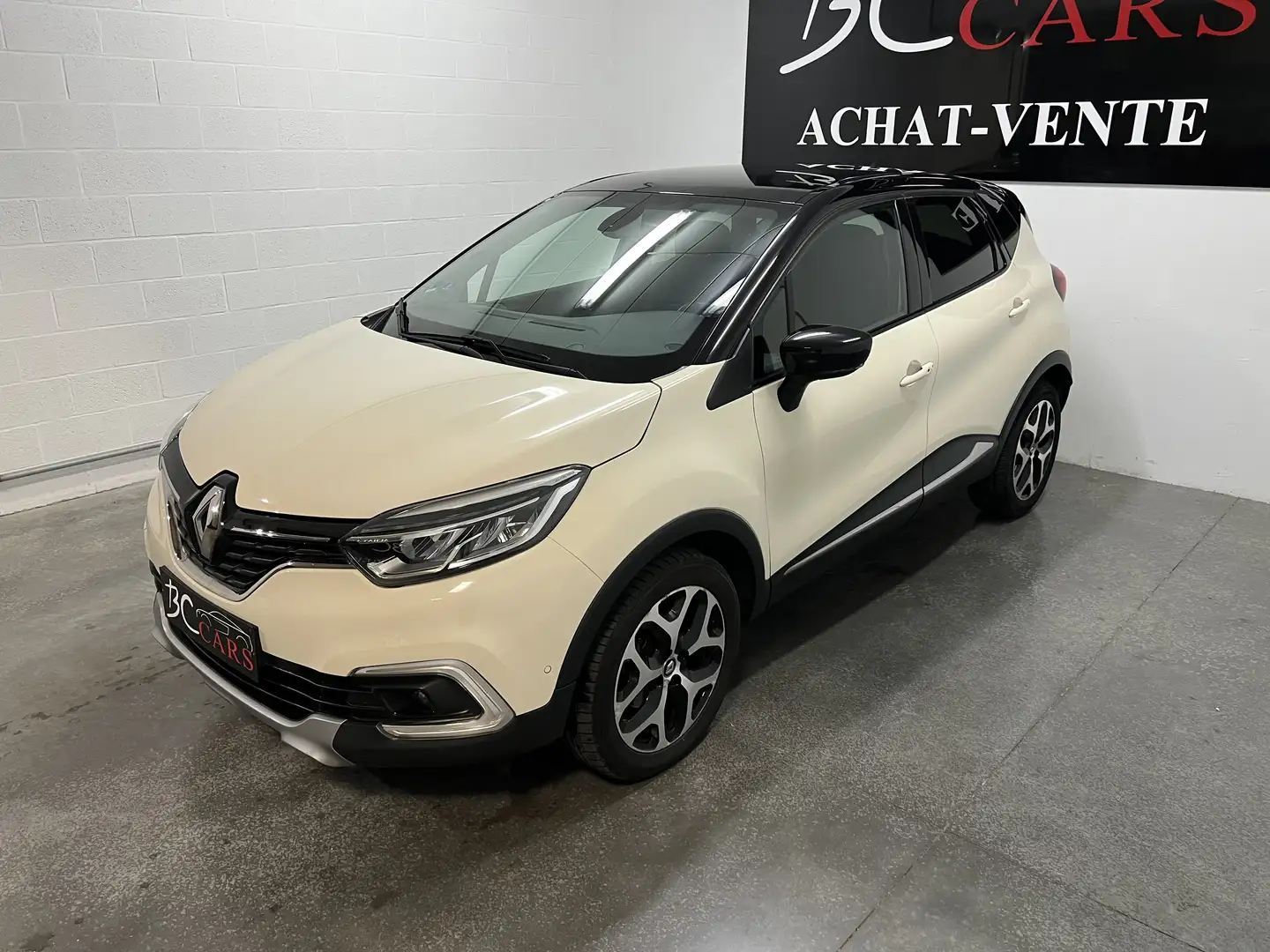 Renault Captur 1.2 TCe *GARANTIE*CUIR*GPS*PHARE LED*CAMERA* - 2