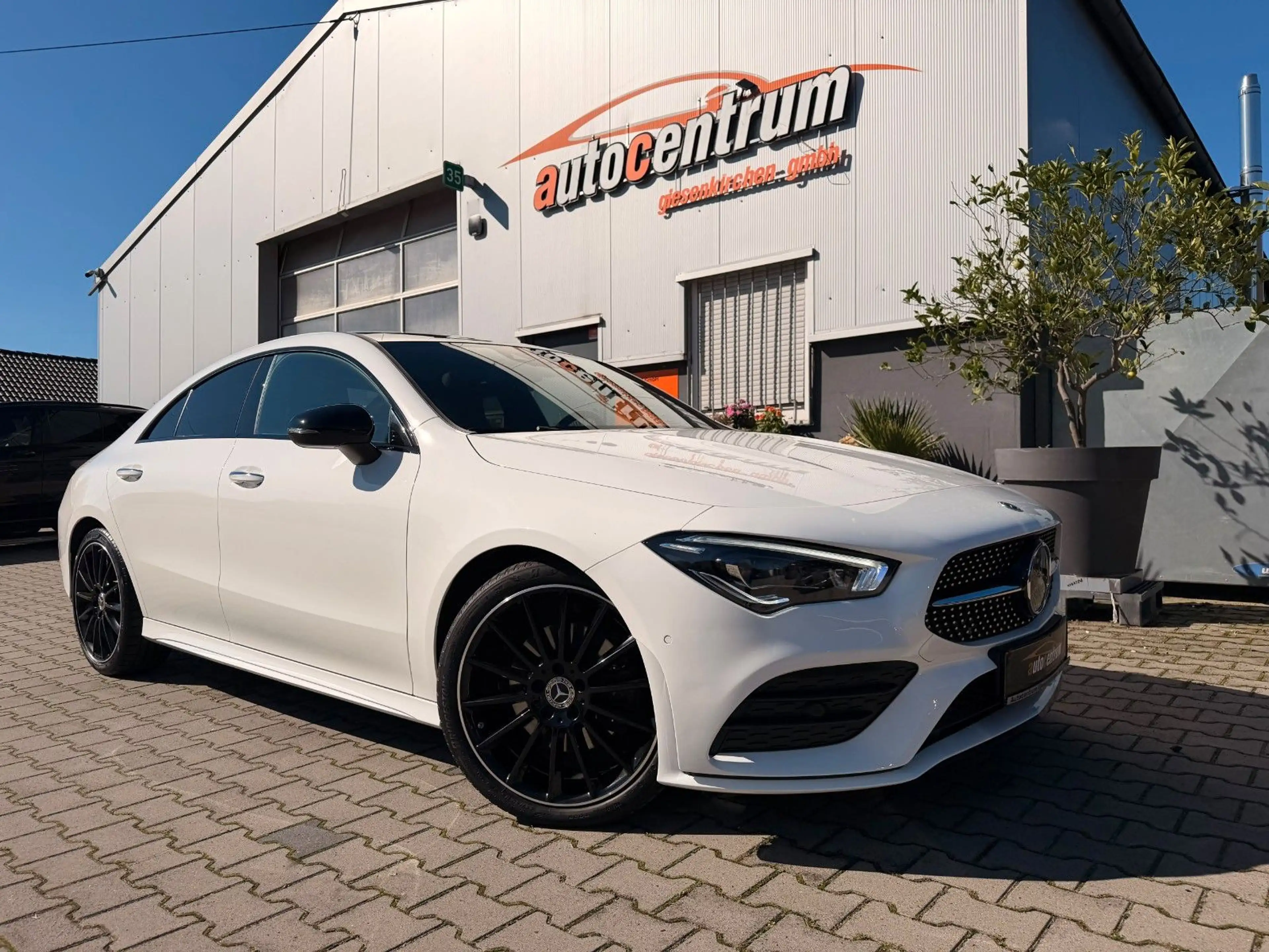 Mercedes-Benz CLA 220 d 8G Cpe AMG*Night*Pano*ACC+*MBeam*KeylGo
