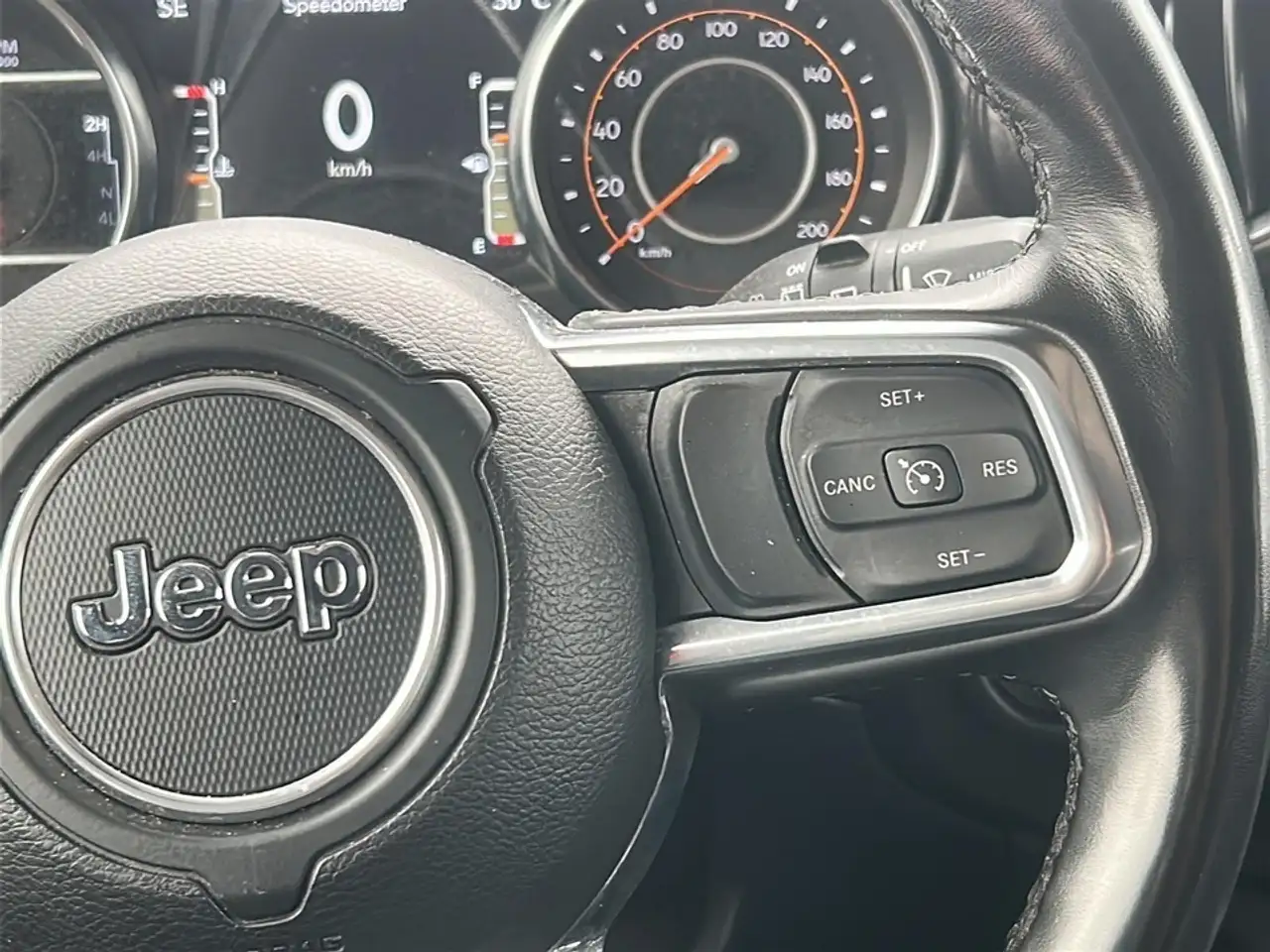Jeep Wrangler photo Jeep Wrangler