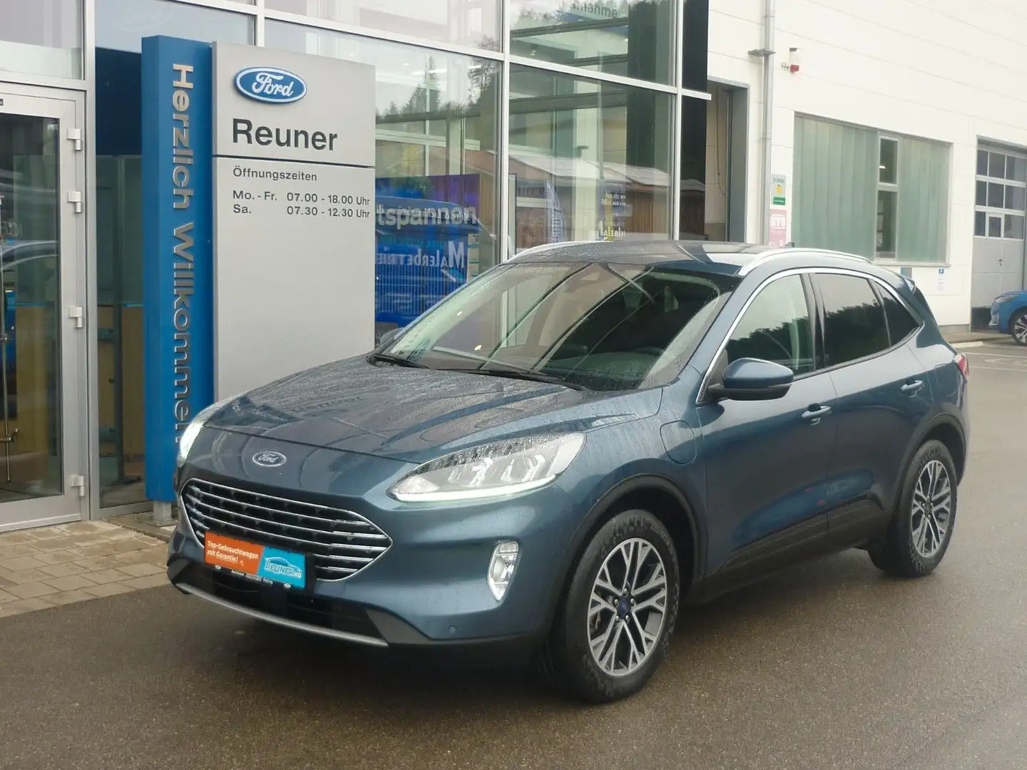Ford Kuga Plug-In Hybrid Titanium Azul - 1