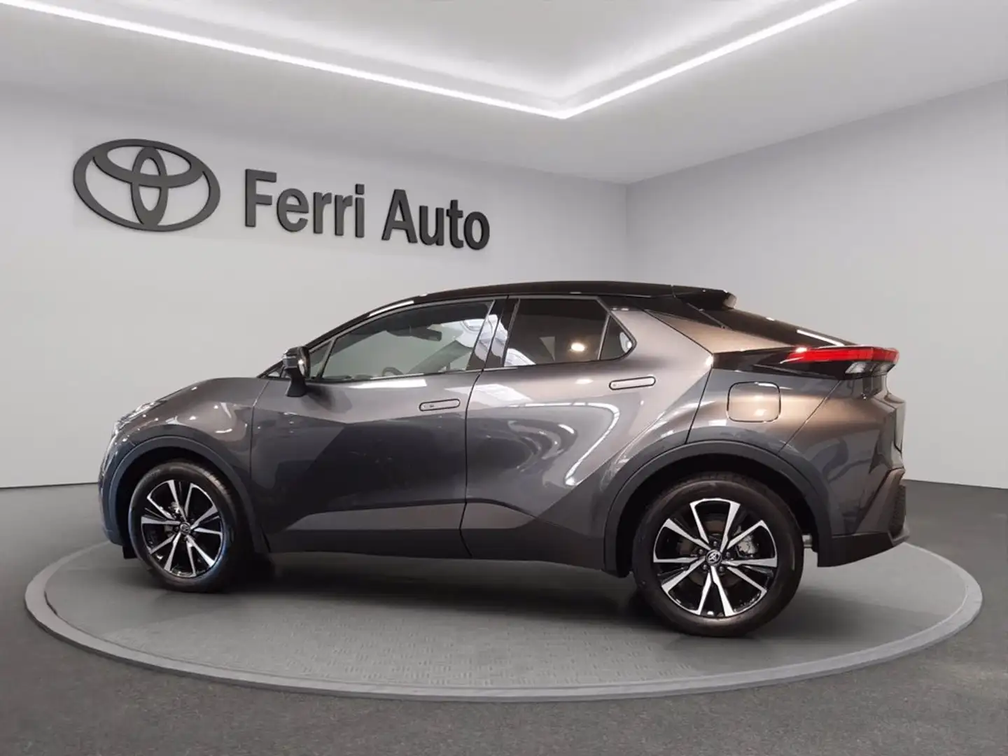 Toyota C-HR 2.0 hv trend fwd e-cvt Grigio - 2
