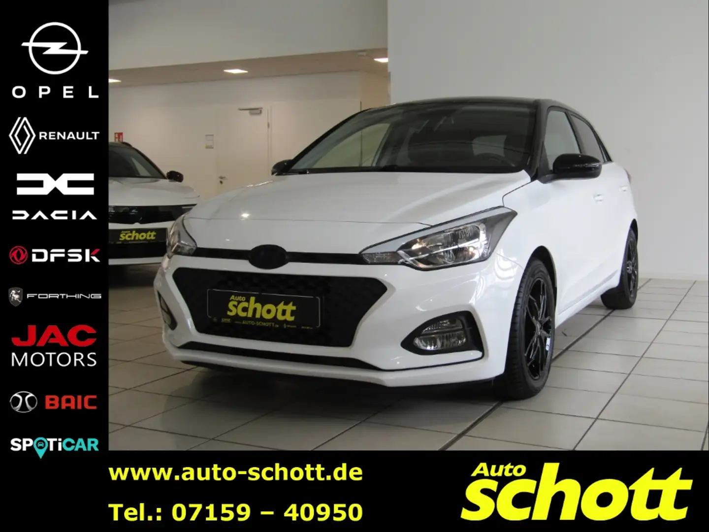 Hyundai i20 Plus YES! 1.2 GARANTIE NAV SHZ BT PDC KAM Blanco - 1