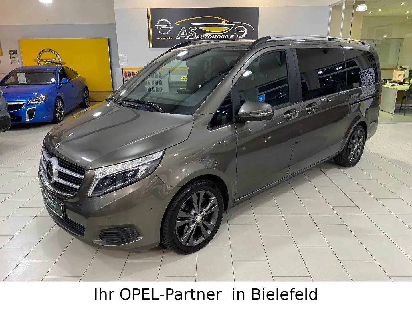 Mercedes-Benz V 250 d Lang Edition AT/AHK/8-SITZE/NAVI/ACC/SHZ Gris - 1