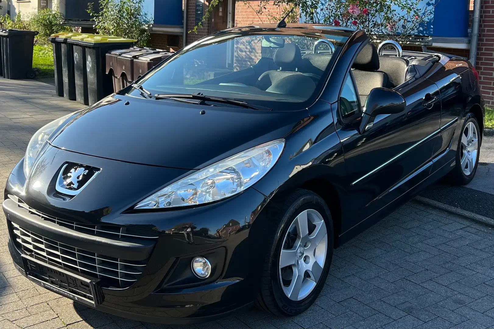 Peugeot 207 CC Premium *PDC-KLIMA-SHZ-TÜV NEU* Noir - 1