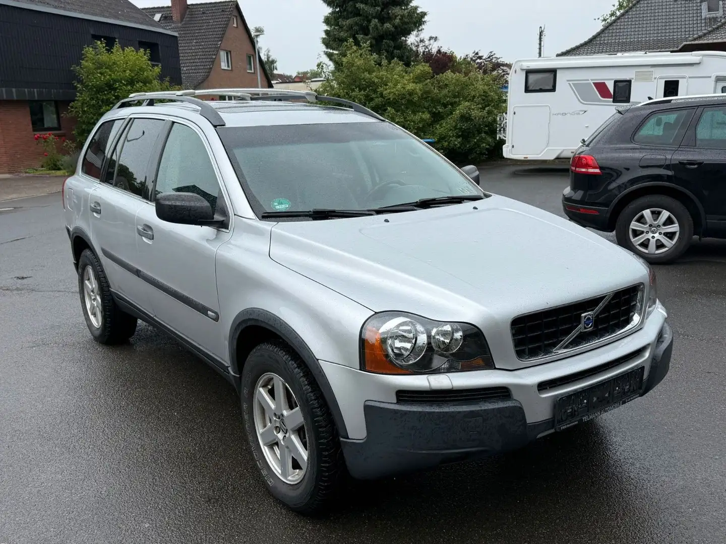 Volvo XC90 2.5T Momentum 7-Sitzer - 1