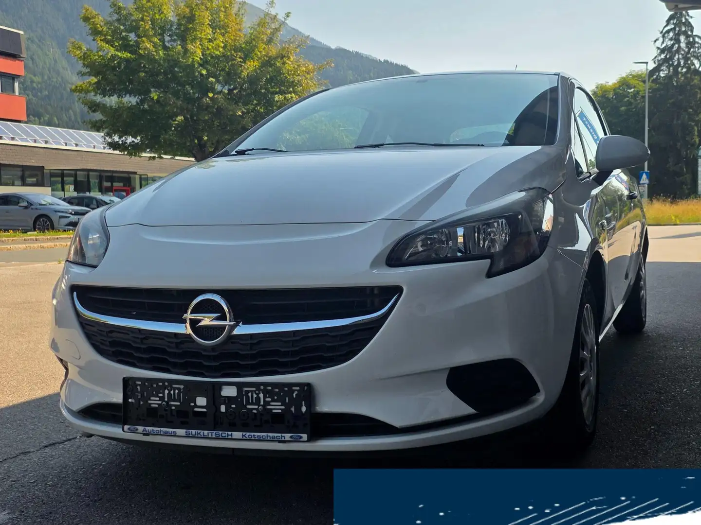 Opel Corsa Selection Weiß - 1