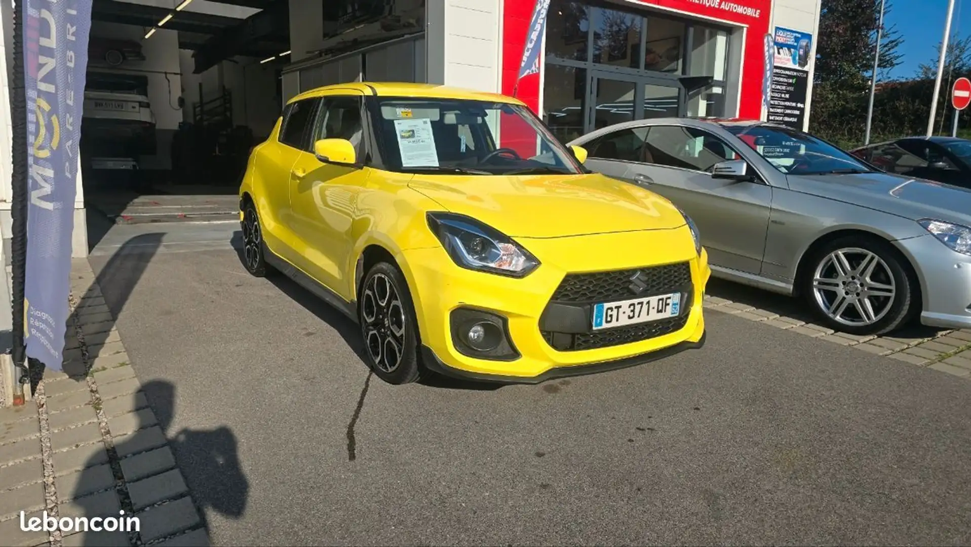 Suzuki Swift Sport 1.4 Boosterjet hybrid 130cv Geel - 1