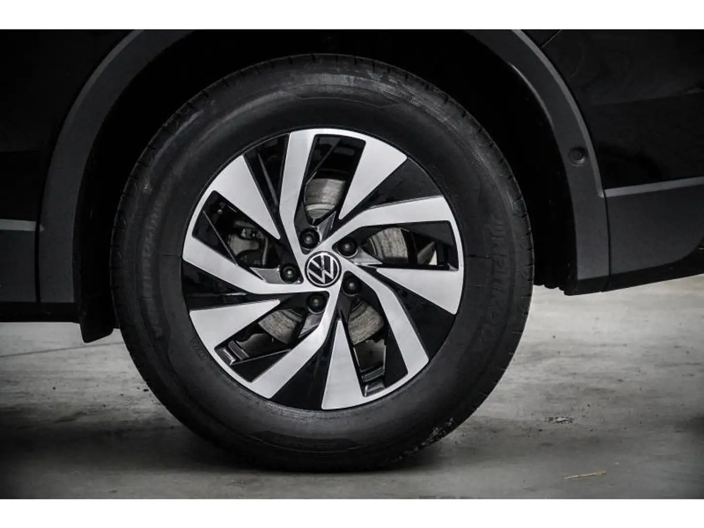 Volkswagen Tiguan life Schwarz - 2