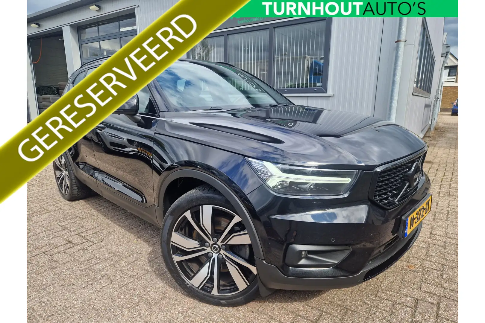 Volvo XC40 1.5 T4 Recharge R-Design PANO | Harman Kardon | 36 Noir - 1