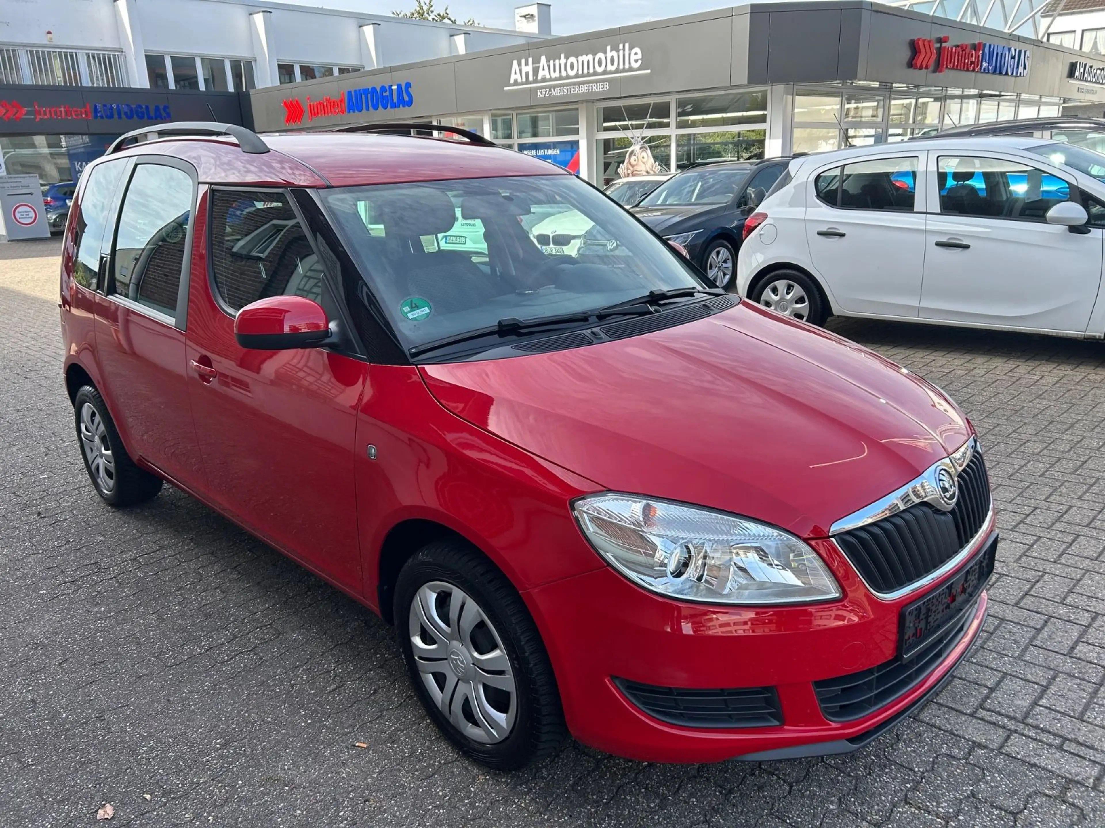 Skoda Roomster 1.6l TDI Klimatronic PDC erst 49000km — photo 3