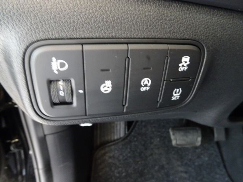Hyundai i20 1.0 T-GDI Comfort 7DTC Navi — photo 11