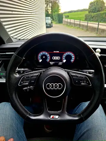 Audi A3 view 8