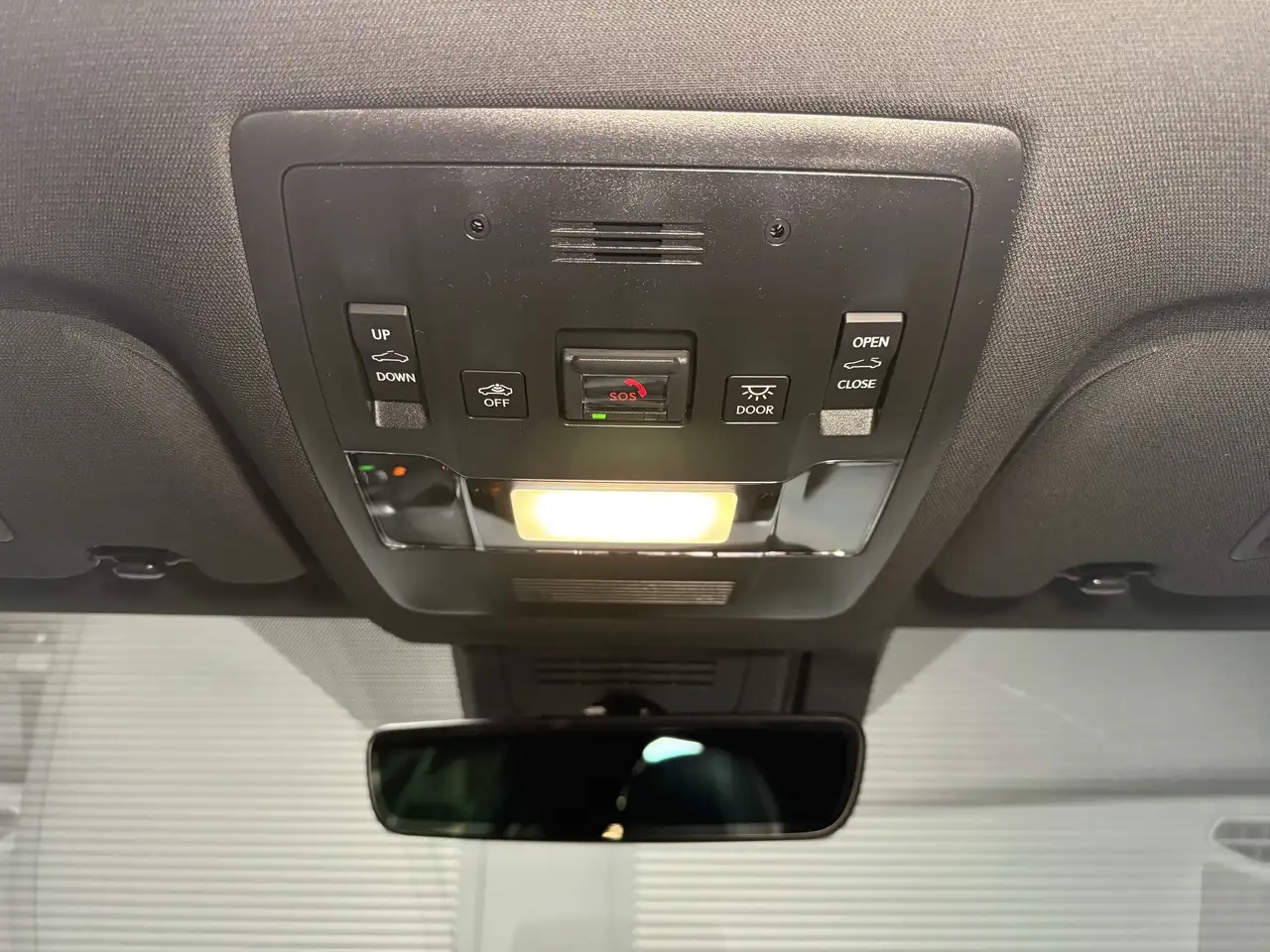 Lexus UX photo Lexus UX