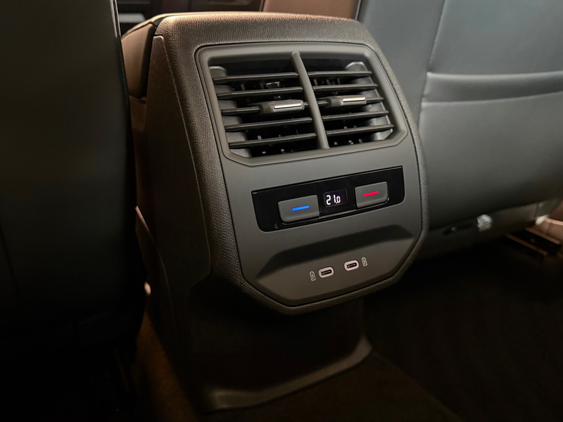 SEAT Leon 1.5 TSI * DSG * FR Design * CARPLAY * Att. Rem * — photo 29