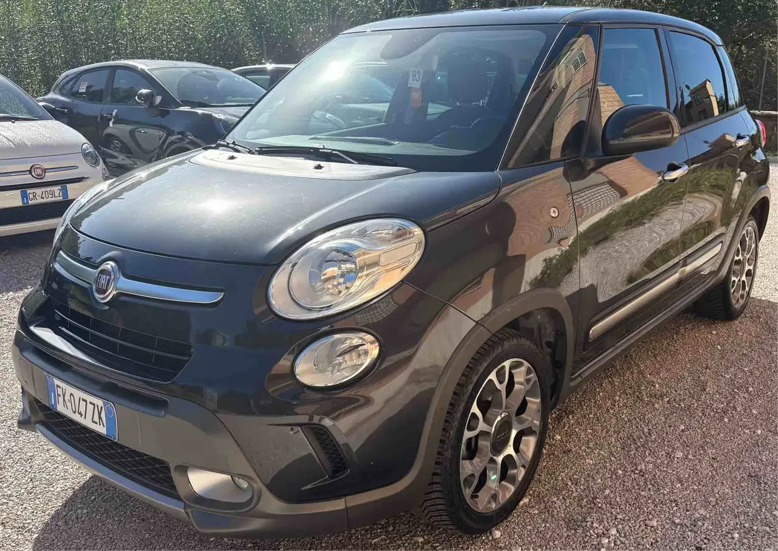 Fiat 500L 500L 2012 1.3 mjt Trekking 95cv Noir - 1