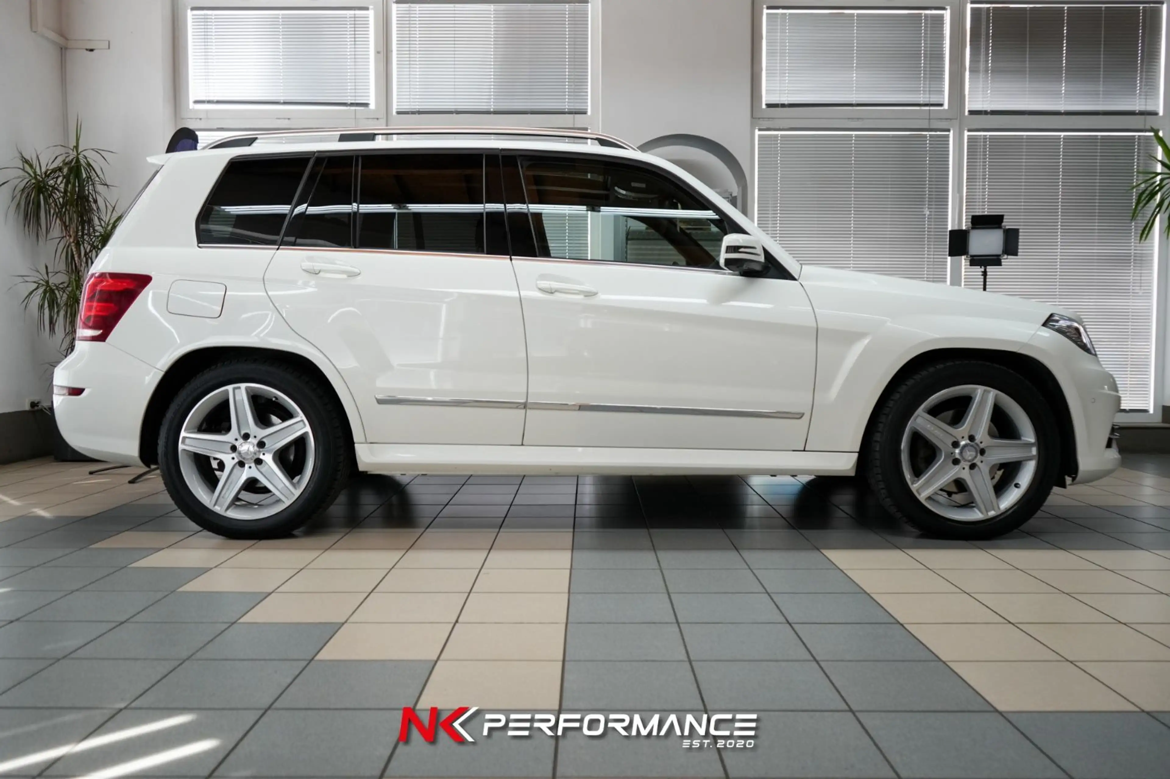 Mercedes-Benz GLK 250 CDI BT 4Matic / AMG / PANO / SPLIT-VIEW — photo 7