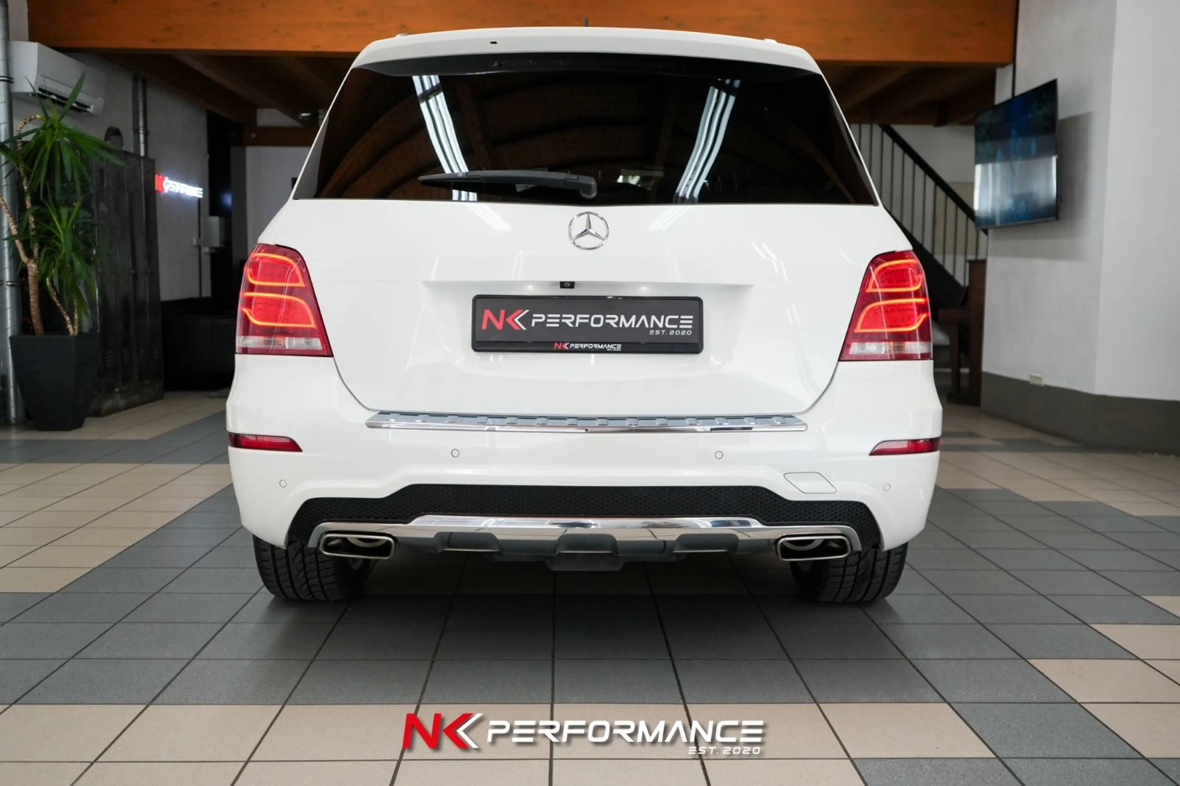 Mercedes-Benz GLK 250 CDI BT 4Matic / AMG / PANO / SPLIT-VIEW — photo 10
