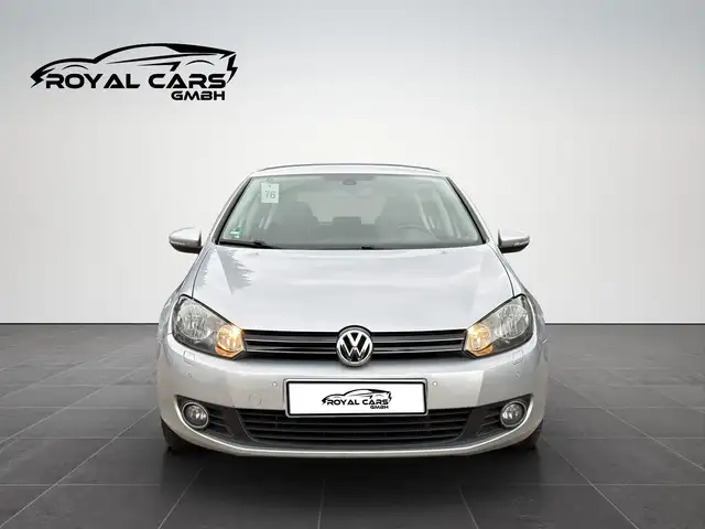 Volkswagen Golf view 2