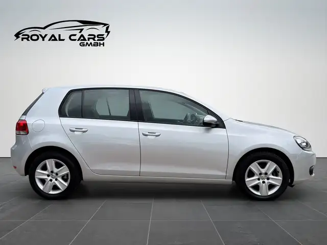 Volkswagen Golf view 6