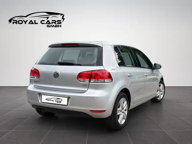 Volkswagen Golf view 9