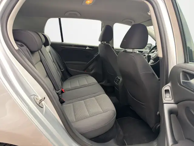 Volkswagen Golf view 14