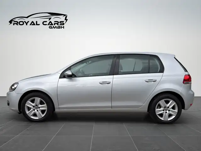 Volkswagen Golf view 4