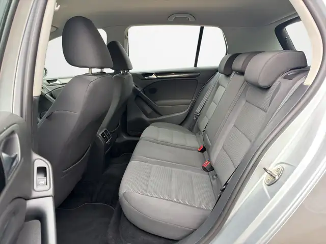 Volkswagen Golf view 12