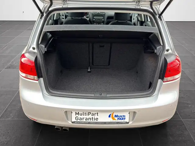 Volkswagen Golf view 8