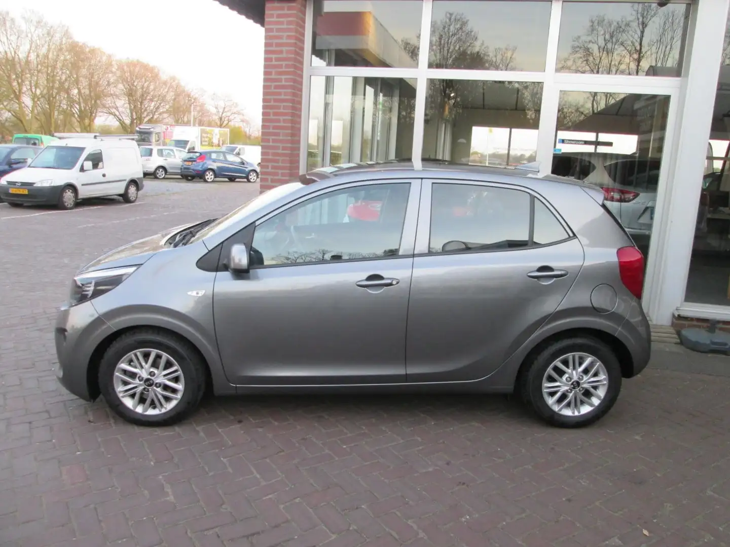 Kia Picanto 1.0 DPi DynamicLine/ Automaat/ Luxe uitvoering Gris - 2