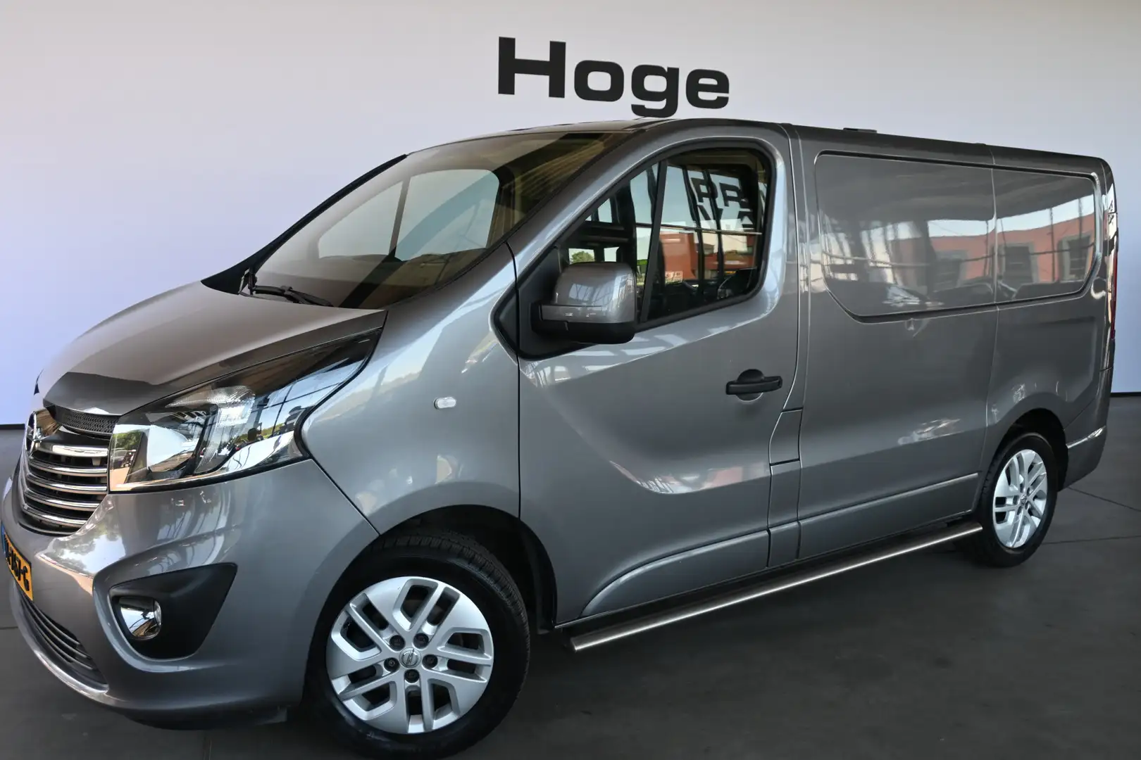 Opel Vivaro 1.6 CDTI L1H1 Sport EcoFlex BTW Airco Navigatie Ri Gris - 1