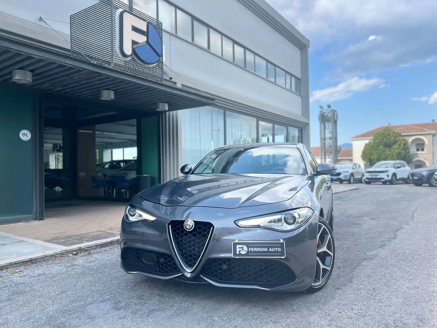 Alfa Romeo Giulia Giulia 2.0 t Veloce Q4 280cv awd auto my19 Grigio - 1