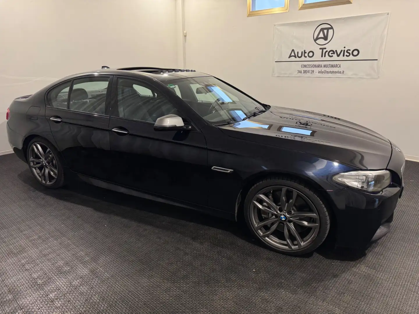 BMW 550 M 550d xDrive Negru - 2