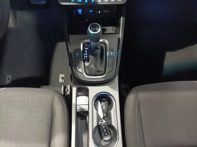 Hyundai Kona view 13