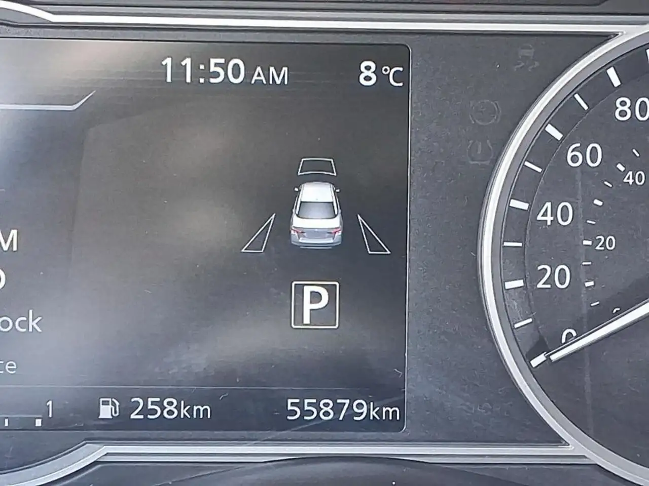 Nissan Versa снимка Nissan Versa