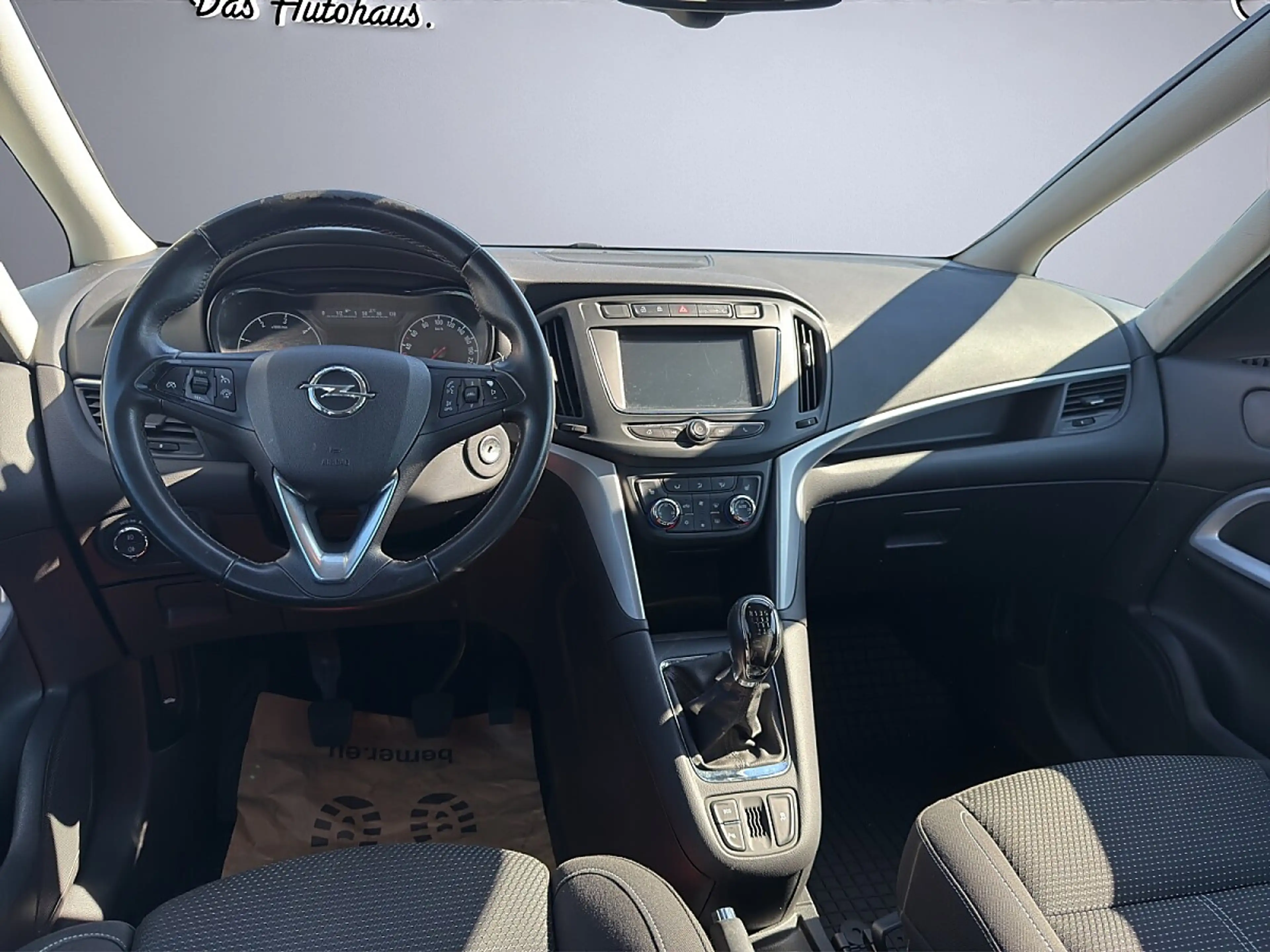 Opel Zafira 1,6 CDTI BlueInjection Edition — photo 12