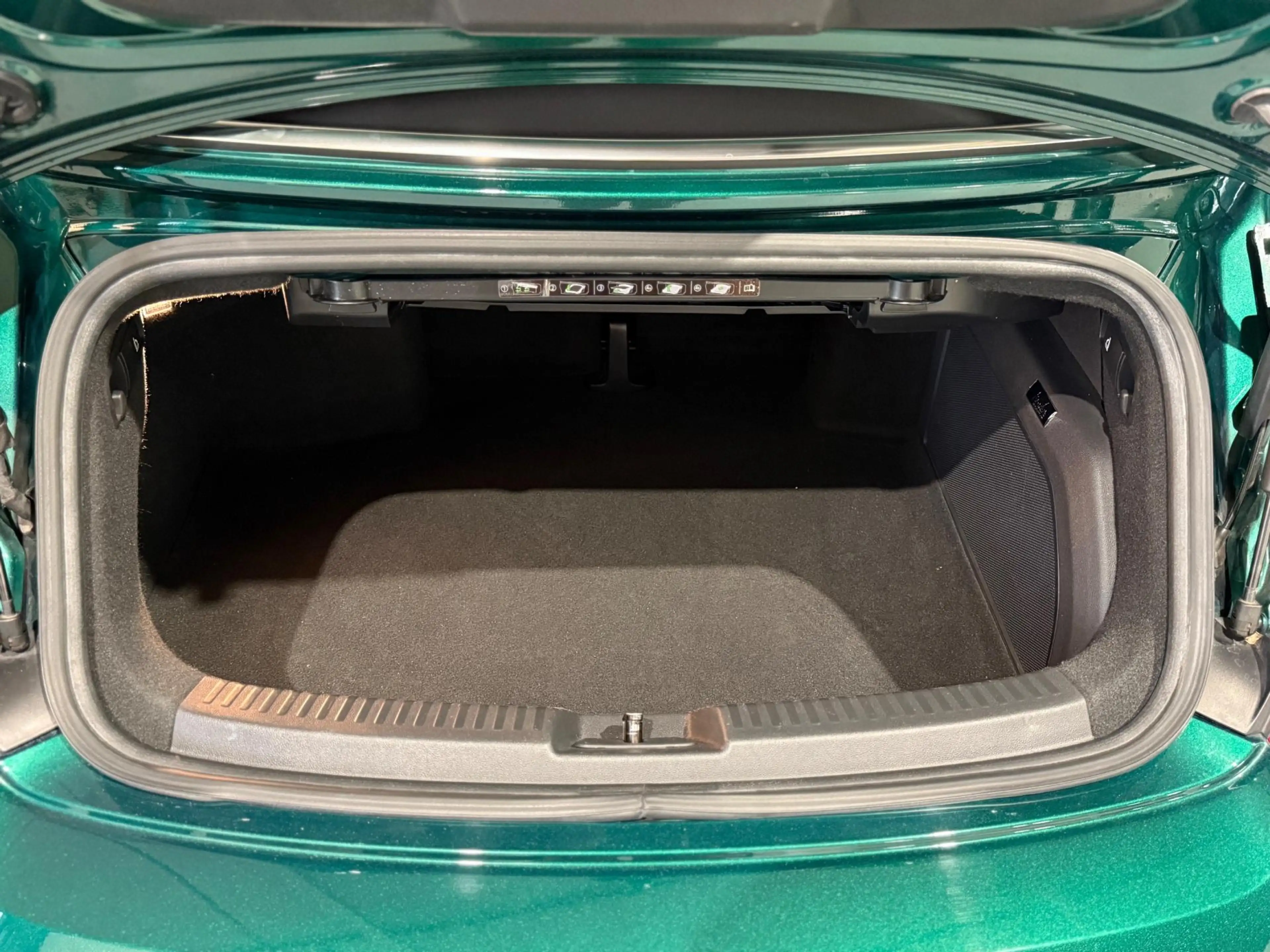 Volkswagen Beetle Cabriolet 1.4 TSI Exclusive *1e Eigenaar* — photo 33