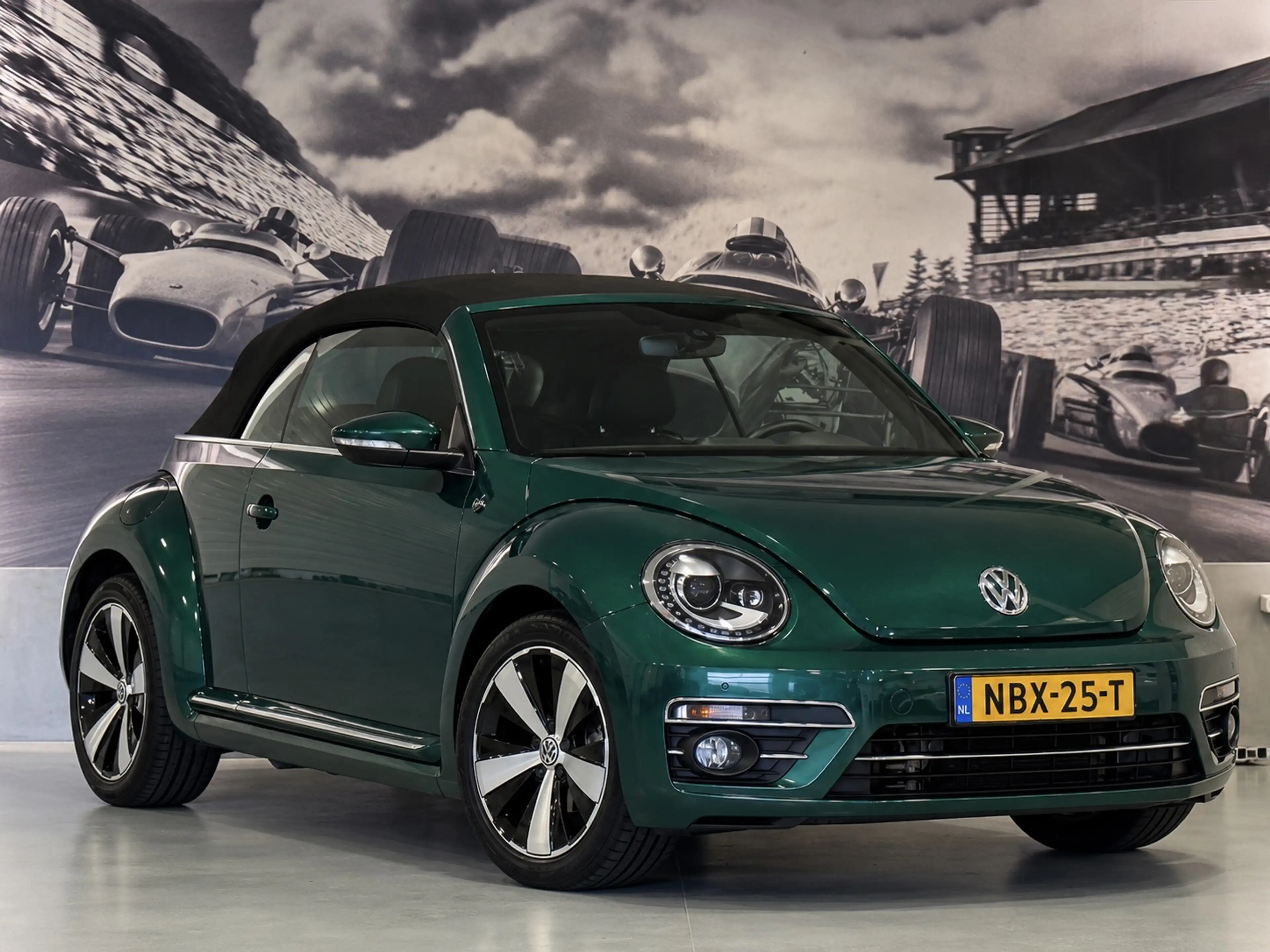 Volkswagen Beetle Cabriolet 1.4 TSI Exclusive *1e Eigenaar* — photo 8