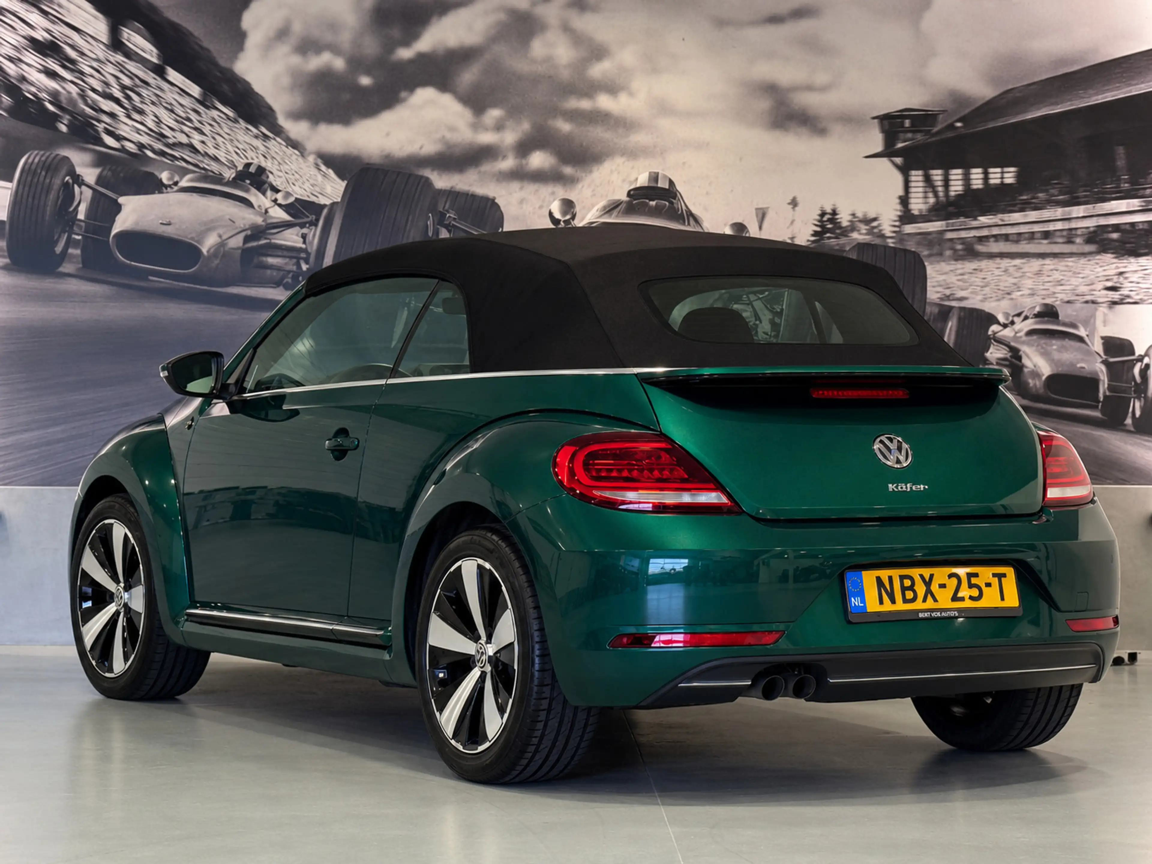 Volkswagen Beetle Cabriolet 1.4 TSI Exclusive *1e Eigenaar* — photo 9