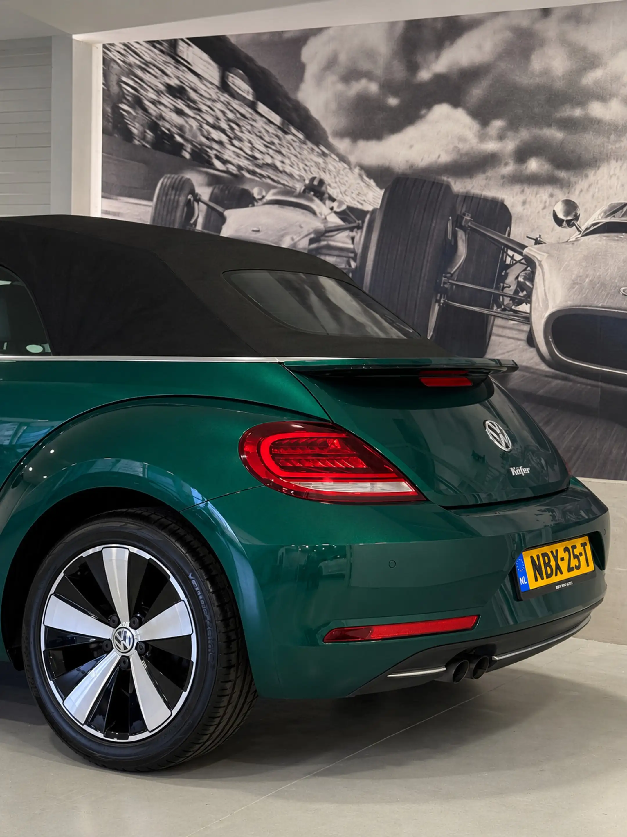 Volkswagen Beetle Cabriolet 1.4 TSI Exclusive *1e Eigenaar* — photo 19