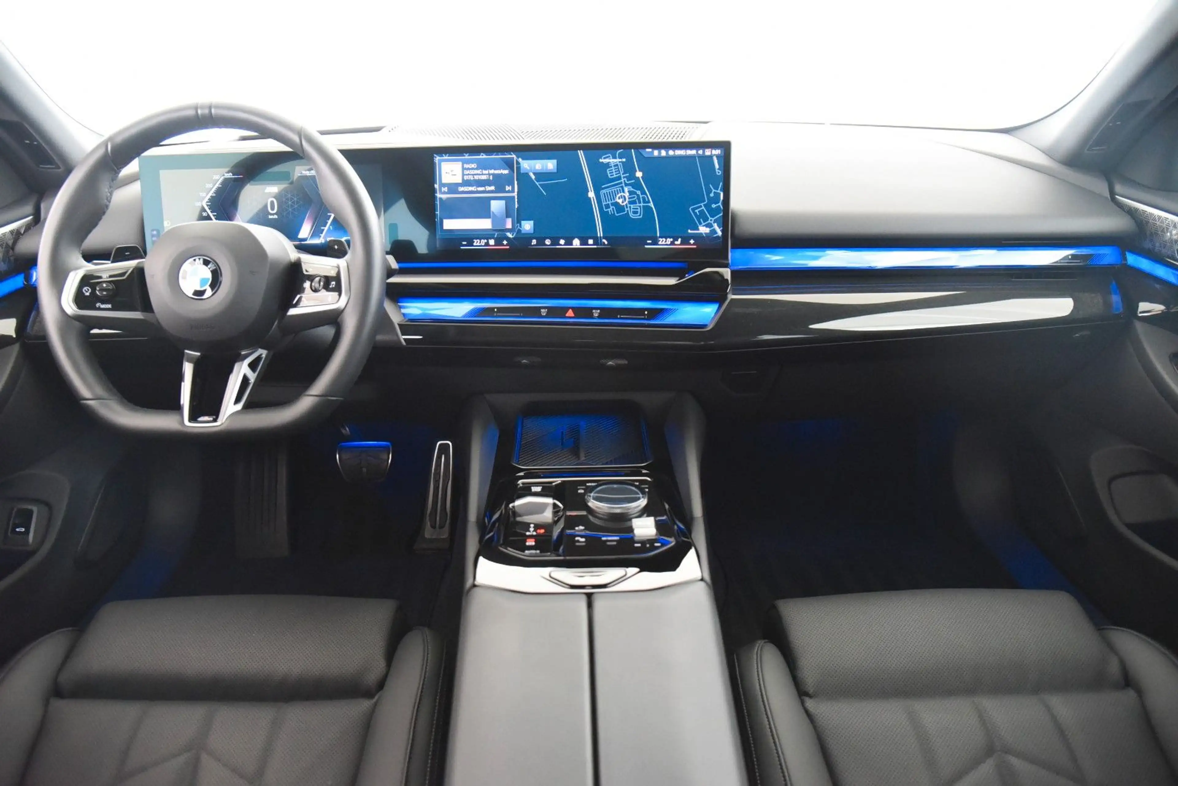 BMW 540 d xDrive M Sport Pro DrivAssPro Head-Up B&W — photo 8