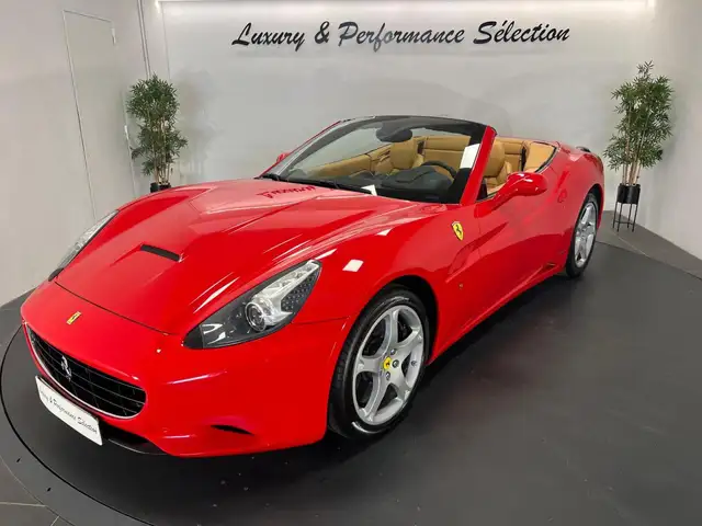 Ferrari California 4.3 V8 460ch BVA7 - Suivi Complet - Etat exceptionnel - Faible kilométrage